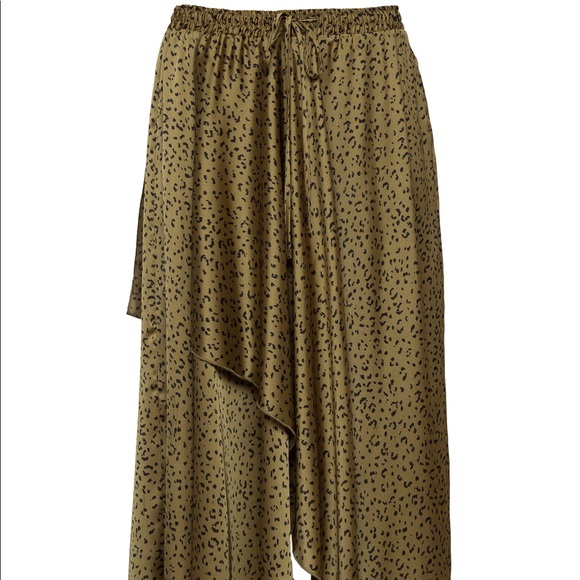 Zara Dresses & Skirts - NWT! ZARA TIERED ANIMAL PRINT SATIN SKIRT